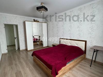3-комнатная квартира · 100 м² · 6/7 этаж, Касыма Шарипова 206/4 за 350 000 ₸ в Алматы, Алатауский р-н