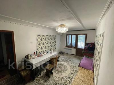 3-комнатная квартира · 60 м² · 2/5 этаж, Назарбаева за 34 млн 〒 в Алматы, Алмалинский р-н