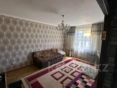 2-бөлмелі пәтер · 50 м² · 2/5 қабат, Алдабергенова, бағасы: 140 000 ₸ в Талдыкоргане, мкр Болашак