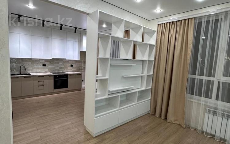 2-комнатная квартира · 45 м² · 1/5 этаж, 20 мкр — Новая Саина за 29 млн ₸ в Алматы, Алатауский р-н — фото 2