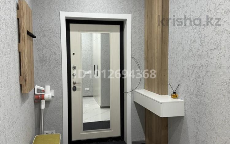1-бөлмелі пәтер · 40 м² · 6/9 қабат, мкр Омега, Есенжанова 3/3, бағасы: 240 000 ₸ в Уральске — фото 2