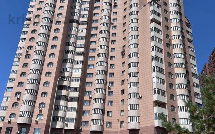 4-комнатная квартира · 121 м² · 7/23 этаж, Иманова 17 за 49 млн 〒 в Астане, р-н Байконур — фото 9
