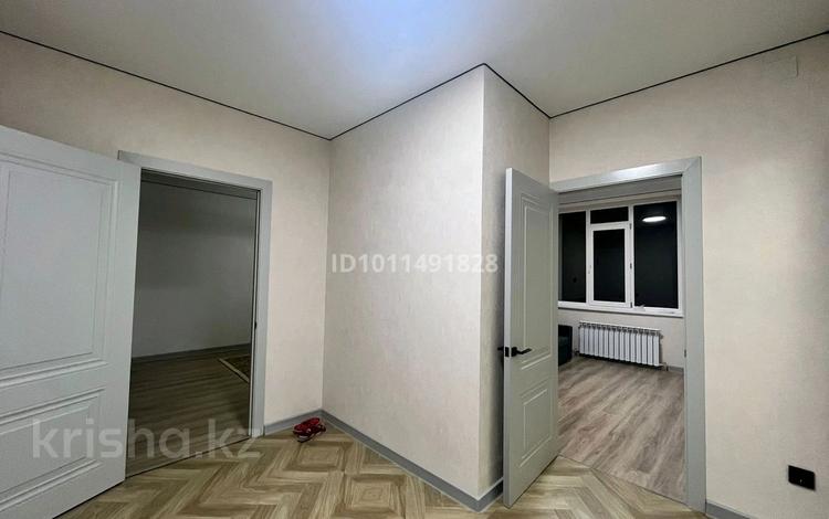 2-бөлмелі пәтер · 60 м² · 5/9 қабат, мкр Кокжиек, Жолымбет 65 — Жолымбет 65, бағасы: 240 000 ₸ в Алматы, Жетысуский р-н — фото 2