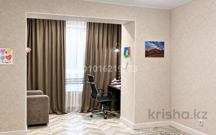 3-комнатная квартира · 116 м² · 3/5 этаж, мкр. Алтын орда 18п за 55 млн ₸ в Актобе — фото 2