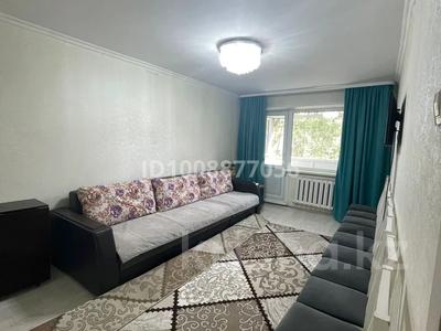 3-комнатная квартира · 62 м² · 1/5 этаж, мкр Юго-Восток, Муканова 16 за 21 млн ₸ в Караганде, Казыбек би р-н
