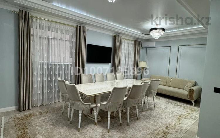 3-бөлмелі пәтер · 82 м² · 1/5 қабат, Тауелсиздик 5, бағасы: 40 млн ₸ в  — фото 2