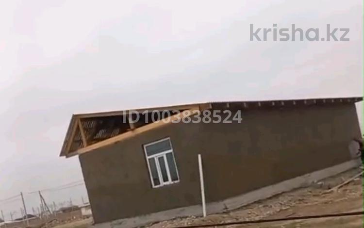 Отдельный дом · 2 комнаты · 82 м² · 8 сот., Мкр Шанырақ — Колтаған рядом арка за 9 млн ₸ в Таразе — фото 2