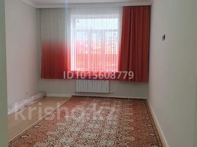 1-бөлмелі пәтер · 53 м² · 1/7 қабат, Алтын орда ш/а., Микрорайон Батыс-2 50 л, бағасы: 22.3 млн ₸ в Актобе, мкр. Алтын орда