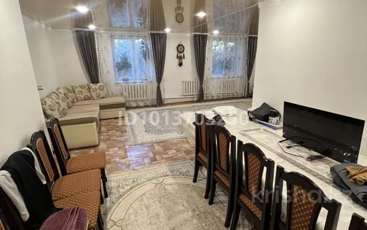Отдельный дом · 3 комнаты · 107 м² · 5.4 сот., мкр Жулдыз — Нургиса Тлендиева за 25 млн ₸ в Уральске — фото 2