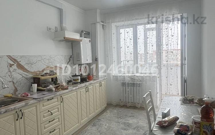1-бөлмелі пәтер · 42 м² · 5/5 қабат, мкр Болашак, Бокенбай Батыра 135 а, бағасы: 140 000 ₸ в Актобе — фото 2