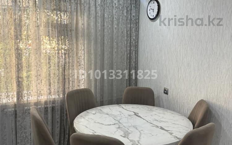 3-комнатная квартира · 70 м² · 1/9 этаж, мкр 12 за 24 млн ₸ в Актобе — фото 2