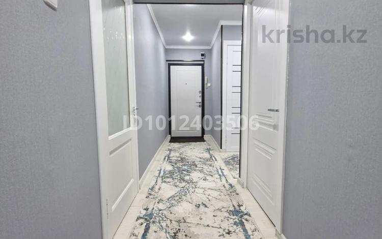 2-комнатная квартира · 58.2 м² · 1/5 этаж, 11мкр за 23 млн ₸ в Шымкенте, Абайский р-н — фото 2
