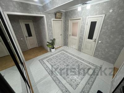 4-комнатная квартира · 100 м² · 9/9 этаж, мкр Аксай-3Б 32 за 60 млн ₸ в Алматы, Ауэзовский р-н
