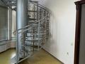 Жеке үй · 6 бөлме · 407.6 м² · 30 жүзд., Достык — Спортивная, бағасы: 130 млн ₸ в Долане — фото 40