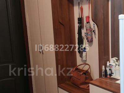 Продажа квартир в Павлодарской обл.: 2-комнатная квартира · 42 м² · 4/5 этаж, Айманова — Химгородки за 16.5 млн 〒 2-комнатная квартира · 42 м² · 4/5 этаж, Айманова — Химгородки за 16.5 млн 〒 в Павлодаре