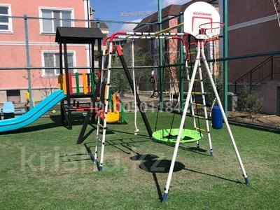 3-комнатная квартира · 190 м² · 2/2 этаж, мкр Нурсая, проспект Абулхайырхана 31 — Напротив теннисный центр за 500 000 〒 в Атырау