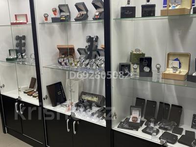 Готовый бизнес по продаже часов и кожаных изделий, 17 м² за 2.7 млн 〒 в Павлодаре