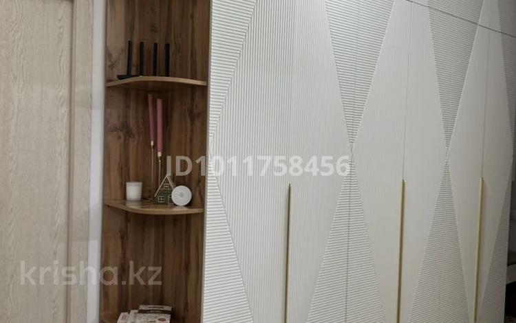 2-бөлмелі пәтер · 62 м² · 9/9 қабат, мкр Шугыла, Микрорайон «Шугыла» — Рядом с 36 поликлиникой, бағасы: 38.7 млн ₸ в Алматы, Наурызбайский р-н — фото 2