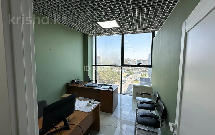Офисы · 718 м² за 350 млн ₸ в Актау, 14-й мкр — фото 2