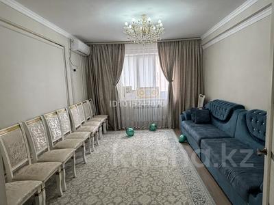 3-комнатная квартира · 81 м² · 5/9 этаж, мкр Береке, 17 48 за 250 000 ₸ в Атырау