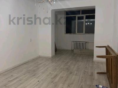 2-бөлмелі пәтер · 52 м² · 4/4 қабат, сасбукаева 38, бағасы: 18 млн ₸ в Шымкенте