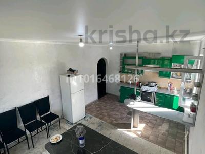 3-бөлмелі пәтер · 62 м² · 2/2 қабат, Бабырби 8, бағасы: 100 000 ₸ в Сатпаев