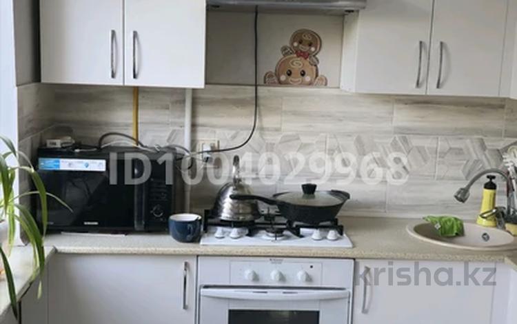 3-бөлмелі пәтер · 62.5 м² · 3/5 қабат, Алии Молдагуловой 8 — Район ж/д Вокзала, между КазИИТУ и Анваром, бағасы: 23 млн ₸ в Уральске — фото 2