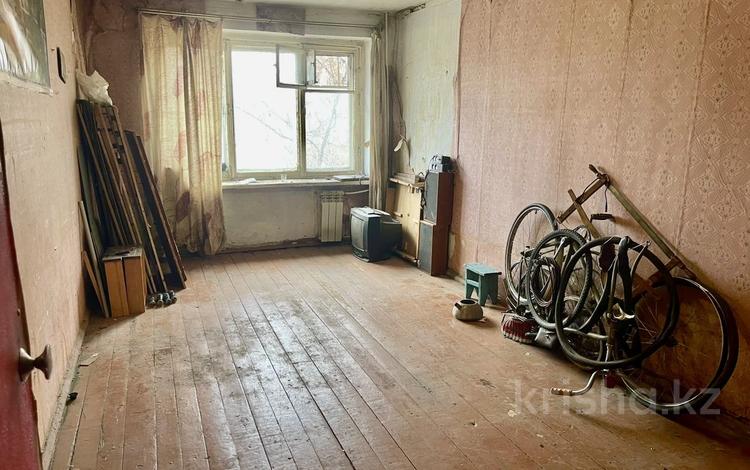 2-комнатная квартира · 46 м² · 2/5 этаж, 50 лет Октября 15 за 9 млн ₸ в Рудном — фото 2