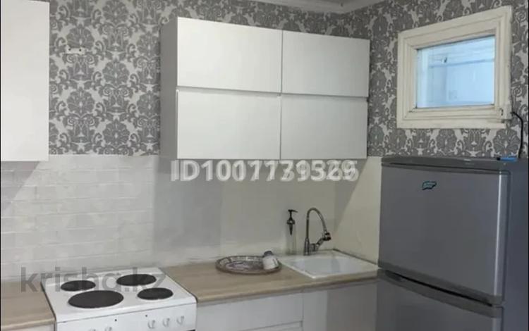 2-бөлмелі пәтер · 30 м² · 2/5 қабат, 66 квартал 8, бағасы: 14 млн ₸ в Семее — фото 2