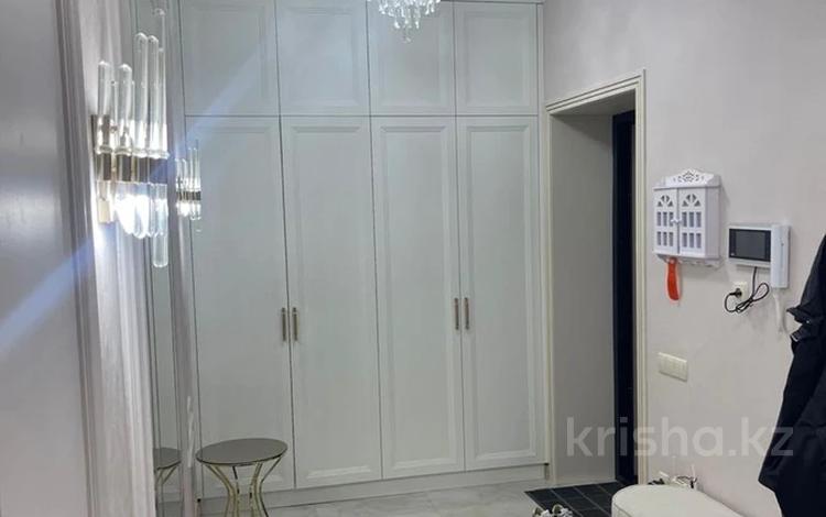3-комнатная квартира · 150 м² · 2/5 этаж, мкр. Алтын орда 369 — Жк Сконур за 65 млн ₸ в Актобе — фото 2