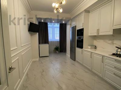 3-комнатная квартира · 107 м² · 8/10 этаж, мкр. Алтын орда, Газиза жубанова 146 за 50 млн 〒 в Актобе