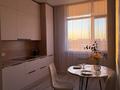2-комнатная квартира · 56 м² · 12/16 этаж, Кайым Мухамедханов 12/3 за 2 000 ₸ в Астане, Нура р-н — фото 3
