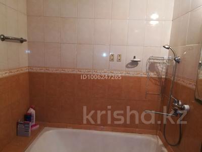 4-комнатная квартира · 82 м² · 8/9 этаж, Цементная 1а за 130 000 〒 в Семее