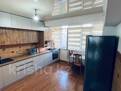 3-комнатная квартира · 78 м² · 5/5 этаж, мкр Жетысу-1 53 — Абая-Момышулы за 46 млн 〒 в Алматы, Ауэзовский р-н