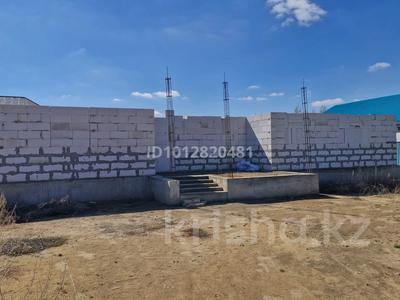 Жеке үй · 5 бөлме · 250 м² · 10 сот., жилой массив Кызылжар, Жилой массив Кызылжар 3, бағасы: 18 млн ₸ в Актобе