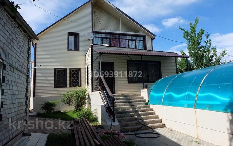 Жеке үй · 14 бөлме · 250 м² · 12 сот., Казбек Нуржанова 12 — Район Простоквашино, бағасы: 75 млн ₸ в Балхаше — фото 22