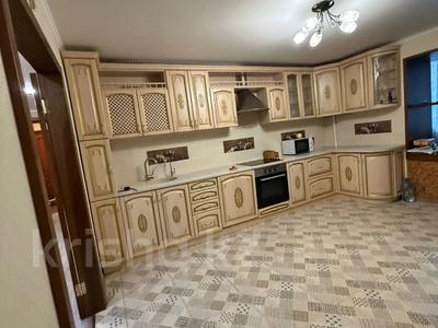 4-комнатная квартира · 125 м² · 1/6 этаж, Жумабаева за 52 млн 〒 в Петропавловске