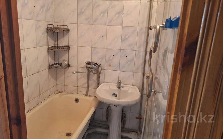 2-бөлмелі пәтер · 58 м² · 4/5 қабат, 16-шағынаудан 3, бағасы: 17.8 млн ₸ в Шымкенте, Аль-Фарабийский р-н — фото 2