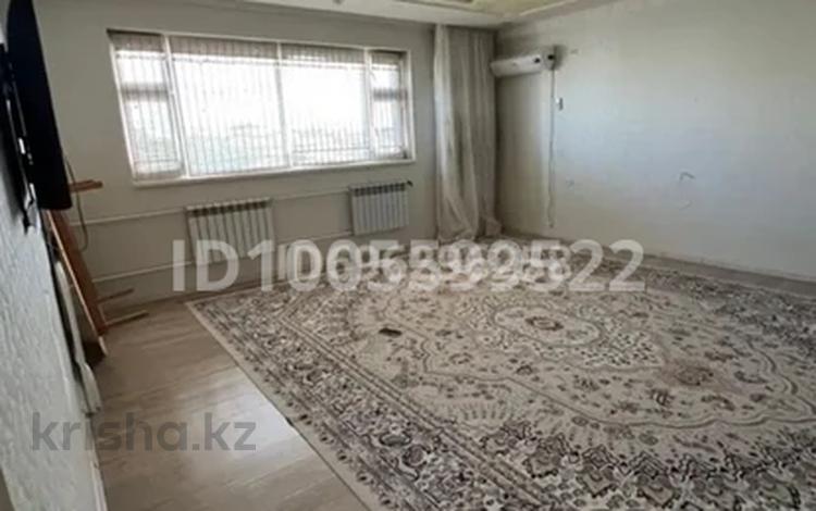 3-бөлмелі пәтер · 74 м² · 3 қабат, 5 75, бағасы: 20 млн ₸ в Жанаозен — фото 9