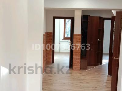 3-комнатная квартира · 65 м² · 1/5 этаж, Родостовца 170 за 75 млн 〒 в Алматы, Бостандыкский р-н