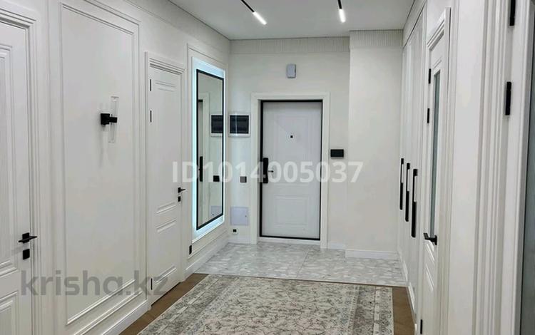 4-комнатная квартира · 135 м² · 6/12 этаж, Бухар жырау за 800 000 ₸ в Астане, Есильский р-н — фото 2