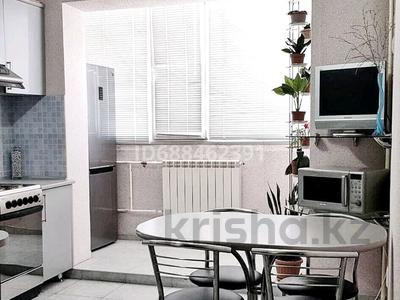 3-комнатная квартира, 72 м², 10/10 этаж, Исы Байзакова 137 — пересечение с улицей Толстого за 24.5 млн 〒 в Павлодаре