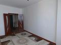 2-комнатная квартира · 60 м² · 4/5 этаж, 15 микрорайон 4 за 130 000 ₸ в Таразе — фото 2