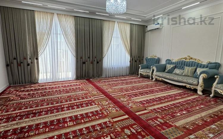 5-комнатная квартира · 270 м² · 1/3 этаж, 29-й мкр 23 за 90 млн ₸ в Актау — фото 2