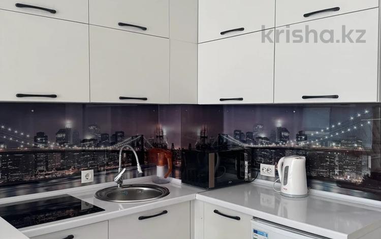 1-комнатная квартира · 37 м² · 10/12 этаж, Торайгырова 21/1 — Торайгырова Мустафина за 270 000 ₸ в Алматы, Бостандыкский р-н — фото 6