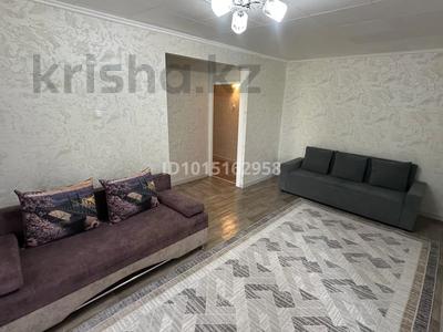 2-комнатная квартира · 46 м², мкр Новый Город, Нуркена 28/2 за 12 000 ₸ в Караганде, Казыбек би р-н