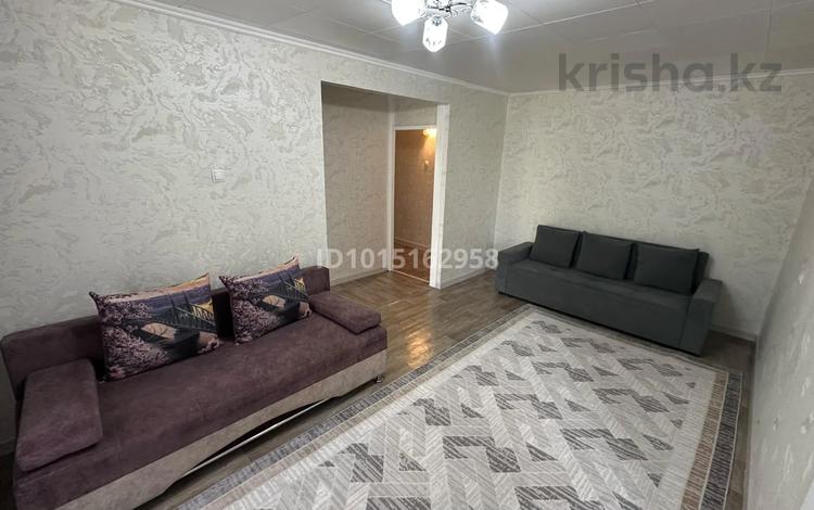 2-комнатная квартира · 46 м², мкр Новый Город, Нуркена 28/2 за 12 000 ₸ в Караганде, Казыбек би р-н — фото 2