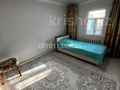 Жеке үй · 4 бөлме · 100 м² · 6 жүзд., Акмолинский заезд 5А, бағасы: 30 млн ₸ в Семее