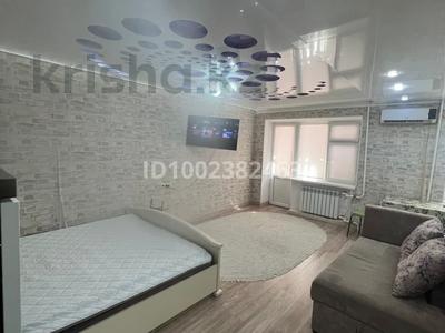 1-бөлмелі пәтер · 30 м² · 2/5 қабат, мкр Центральный, Махамбета Утемисова 121, бағасы: 10 000 〒 в Атырау