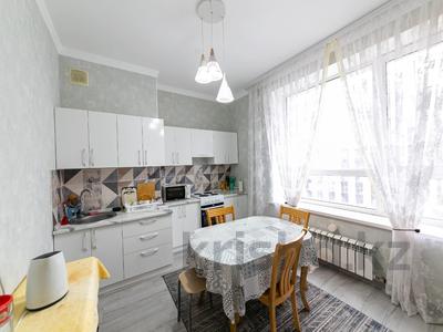 1-комнатная квартира · 40 м² · 8/10 этаж, Бухар жырау 36 б — Триумфальная арка, Ботанический сад, Expo, Mega Silkway за 22 млн 〒 в Астане, Есильский р-н